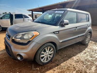 Kia Soul 2013 KNDJT2A57D7627454