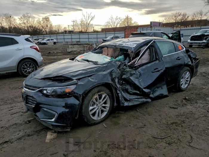 Chevrolet Malibu 2018 VIN 1G1ZD5STXJF206191