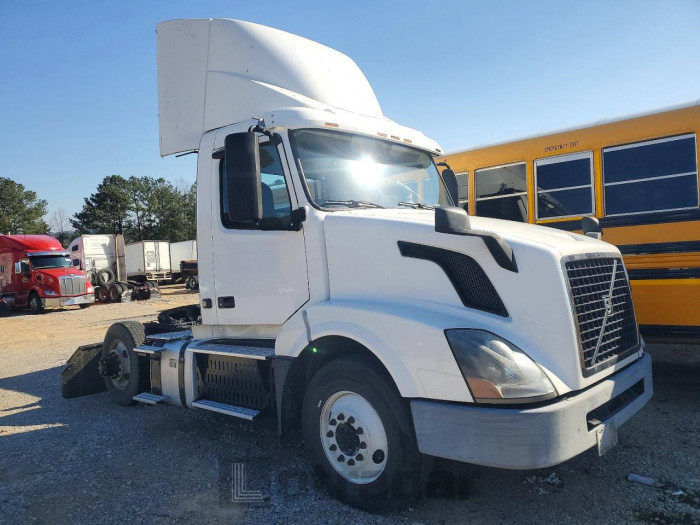 Volvo Vnl 2017 VIN 4V4N39TG4HN988025