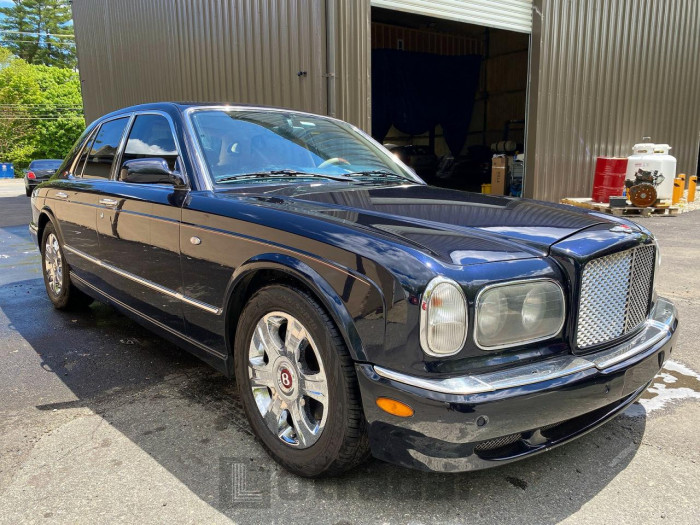 Bentley Arnage 2002 VIN SCBLC31E62CX08029