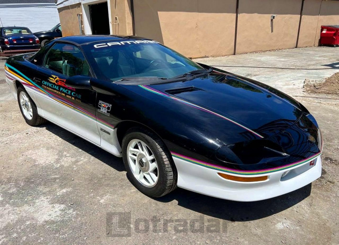 Chevrolet Camaro 1993 VIN 2G1FP22P3P2106343