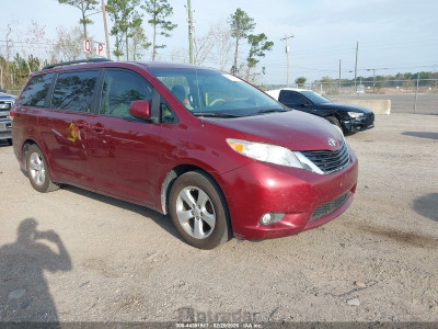 Toyota Sienna 2013 5TDKK3DC9DS323779