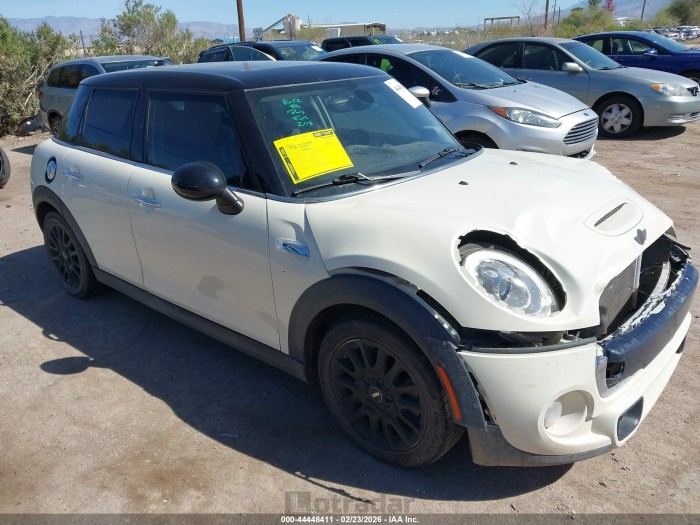 Mini Hardtop 2017 VIN WMWXU3C53H2D33000