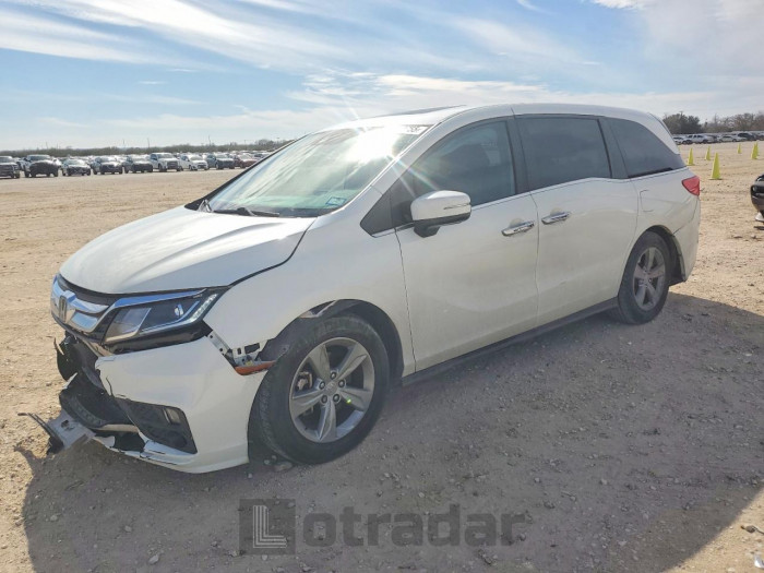 Honda Odyssey 2018 VIN 5FNRL6H70JB039564