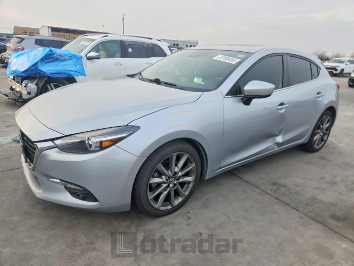 Mazda 3 2018 VIN 3MZBN1M39JM194317