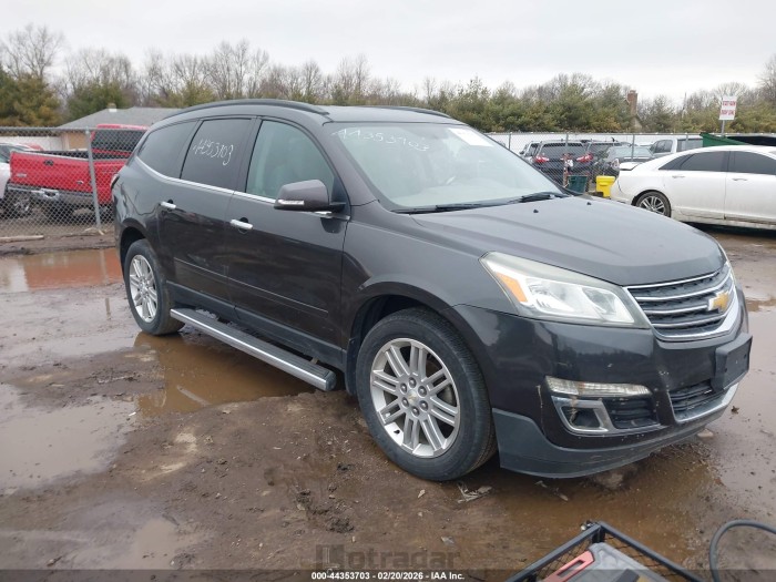 Chevrolet Traverse 2015 VIN 1GNKVGKD4FJ318801