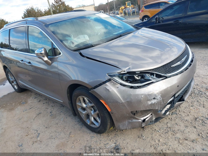 Chrysler Pacifica 2017 VIN 2C4RC1GG0HR561257