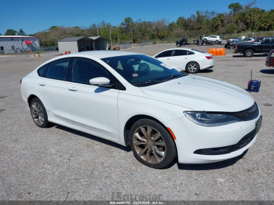 Chrysler 200 2015 1C3CCCBB2FN537358