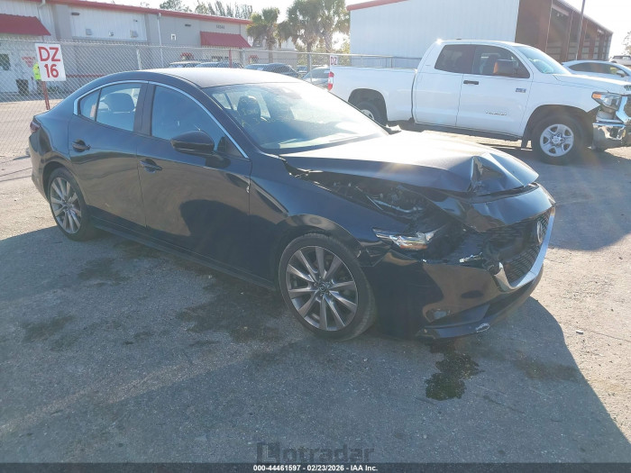 Mazda 3 2021 VIN JM1BPABL0M1314359