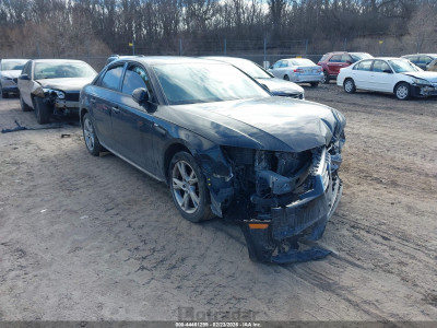Audi A4 2018 WAUKMAF45JA112783