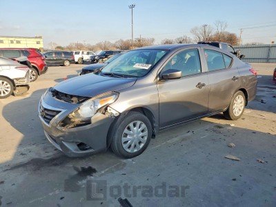 Nissan Versa 2018 3N1CN7AP7JL802300