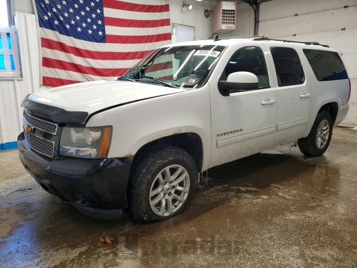Chevrolet Suburban 2011 VIN 1GNSKJE39BR186056