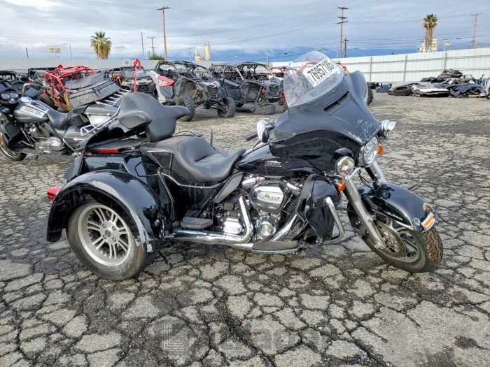 Harley-davidson Flhtcutg 2018 VIN 1HD1MAD16JB859115
