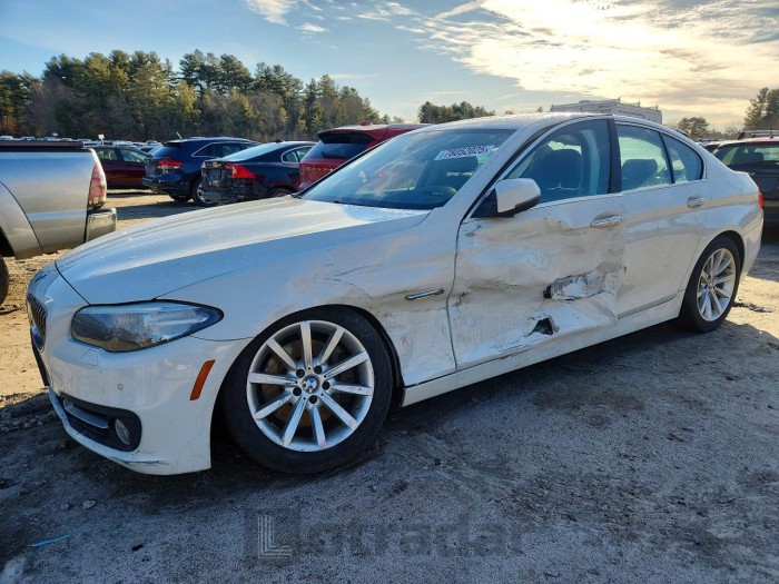 BMW 5 series 2015 VIN WBA5B3C53FD548582