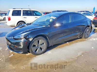 Tesla Model 3 2023 5YJ3E1EA0PF696005