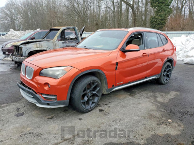 BMW X1 2015 WBAVM1C51FV316460