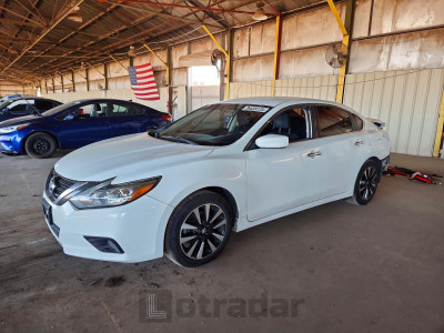 Nissan Altima 2018 1N4AL3AP4JC249111