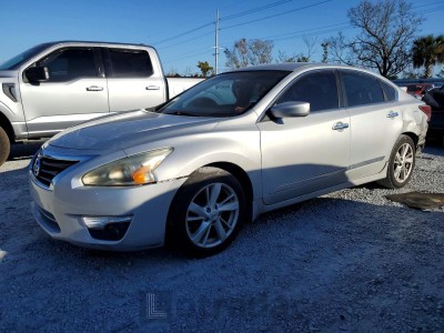 Nissan Altima 2015 1N4AL3AP7FC165226