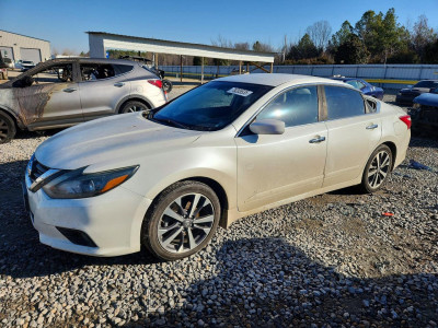 Nissan Altima 2016 1N4AL3AP5GC186349