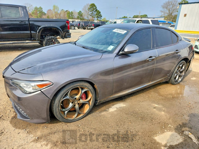 Alfa romeo Giulia 2018 VIN ZARFAEEN2J7574316