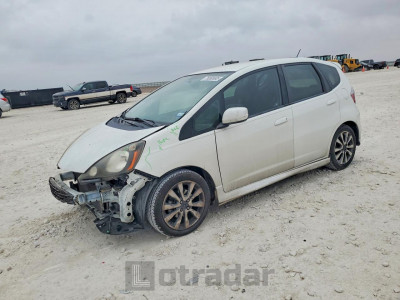 Honda Fit 2013 JHMGE8H51DC037558