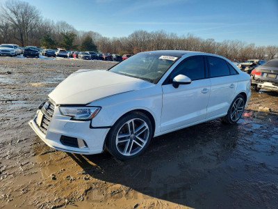 Audi A3 2018 WAUAUGFF1J1033840