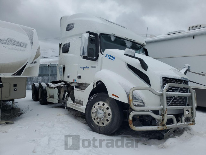 Volvo  2020 VIN 4V4NC9EH7LN221784