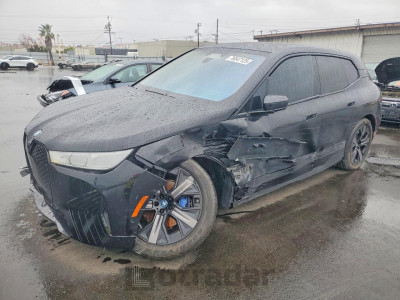 BMW Ix 2024 WB523CF0XRCR52682