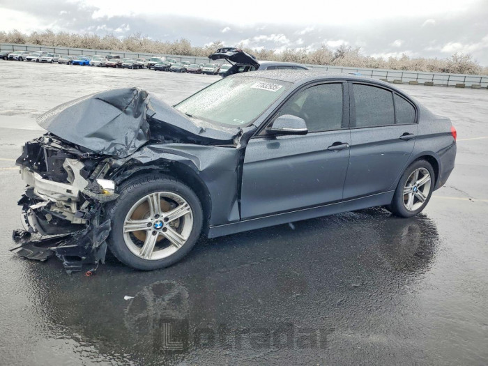 BMW 3 series 2012 VIN WBA3A5G59CNP15338