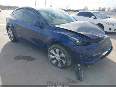 Tesla Model y 2024 7SAYGDEE8RA221175