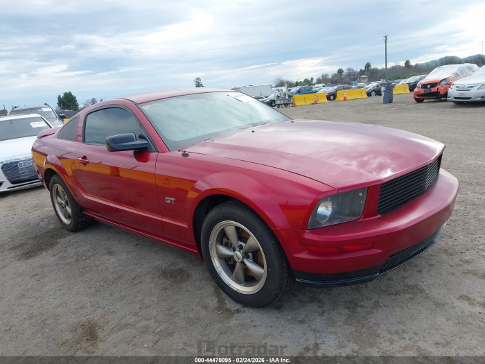 Ford Mustang 2007 VIN 1ZVFT82H275209429