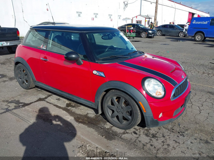 Mini Cooper 2008 VIN WMWMF73528TT89537