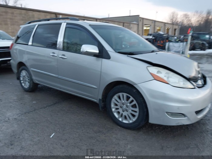 Toyota Sienna 2007 VIN 5TDBK22C37S002189