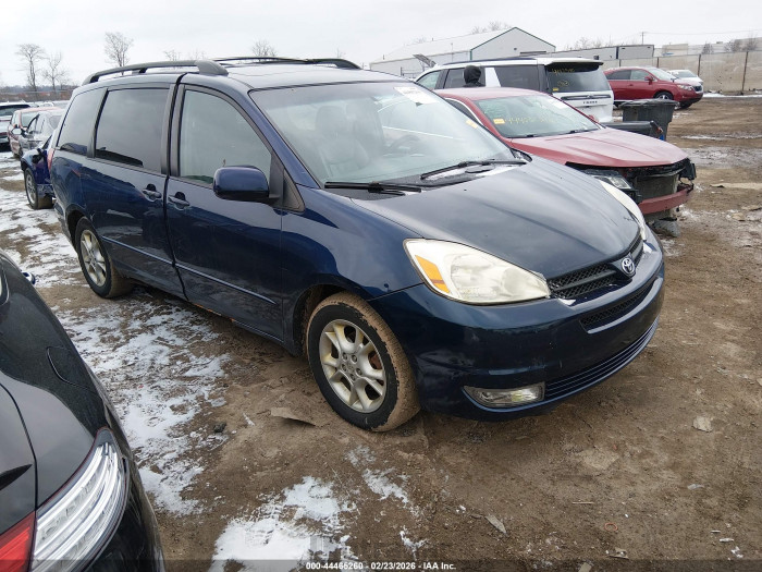 Toyota Sienna 2005 VIN 5TDZA22C15S348305