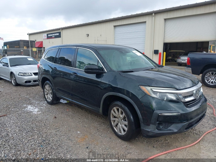 Honda Pilot 2019 VIN 5FNYF5H13KB001952