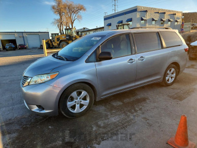 Toyota Sienna 2015 5TDKK3DC6FS683305