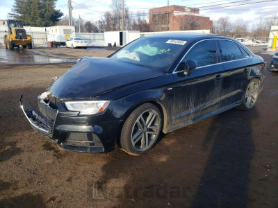 Audi A3 2018 WAUGUGFFXJ1034379