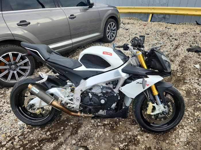 Aprilia Tuono 2014 VIN ZD4TYCA03ES000113