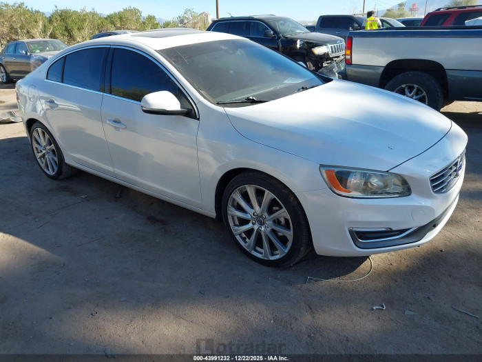 Volvo  2017 VIN LYV402HK8HB135003