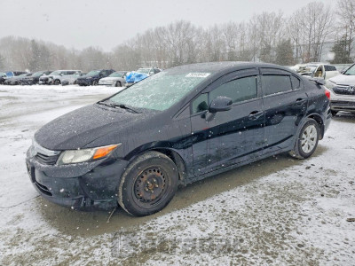 Honda Civic 2012 2HGFB2E52CH574282