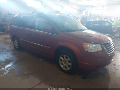 Chrysler Town & country 2010 2A4RR5D15AR152208