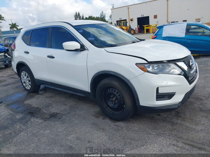 Nissan Rogue 2017 VIN KNMAT2MT1HP576341