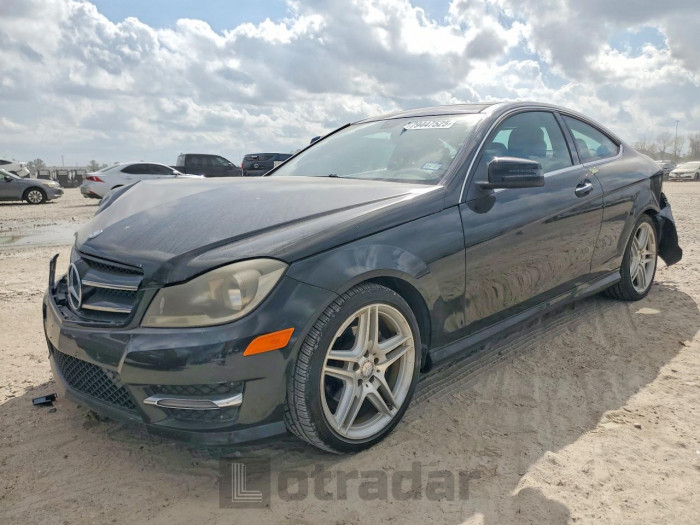 Mercedes-benz C-klasse 2014 VIN WDDGJ4HB5EG169377