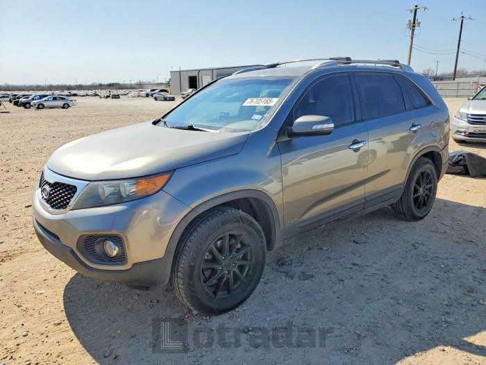 Kia Sorento 2011 VIN 5XYKUDA27BG153900