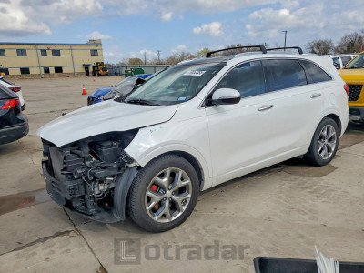 Kia Sorento 2016 5XYPK4A51GG145224