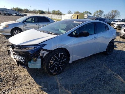 Toyota Prius 2023 JTDACACU2P3006651