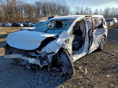 Chrysler Pacifica 2024 2C4RC1S79RR111731