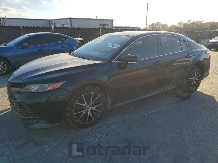 Toyota Camry 2018 VIN JTNB11HK0J3045212