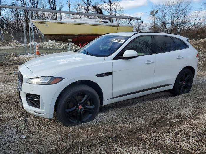 Jaguar F-pace 2019 VIN SADCL2GX4KA601612