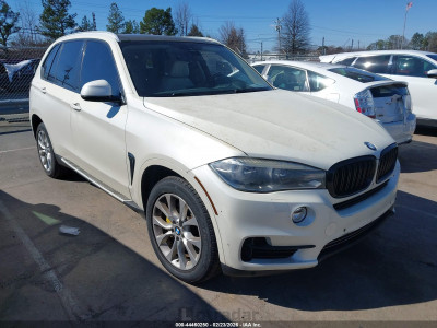 BMW X5 2014 5UXKR6C52E0C03022